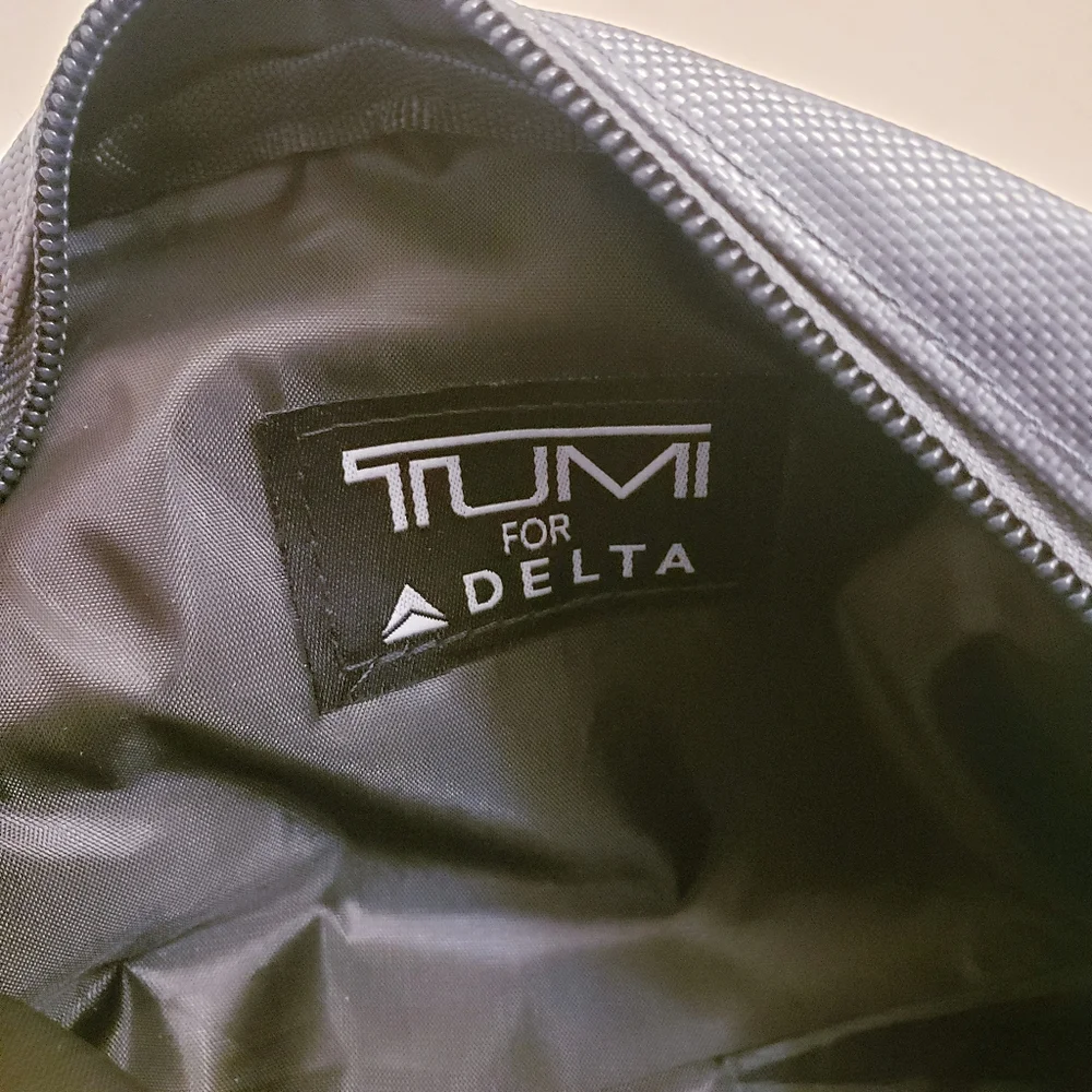 TUMI Gray Nylon Zippered Pouch Travel Suitcase Luggage Organization 5” x 7”